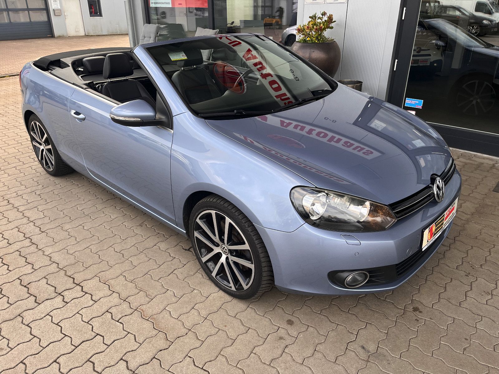 Fahrzeugabbildung Volkswagen Golf VI Cabriolet Automatik