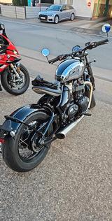 Triumph Bonneville Bobber - TRIUMPH BONNEVILLE BOBBER