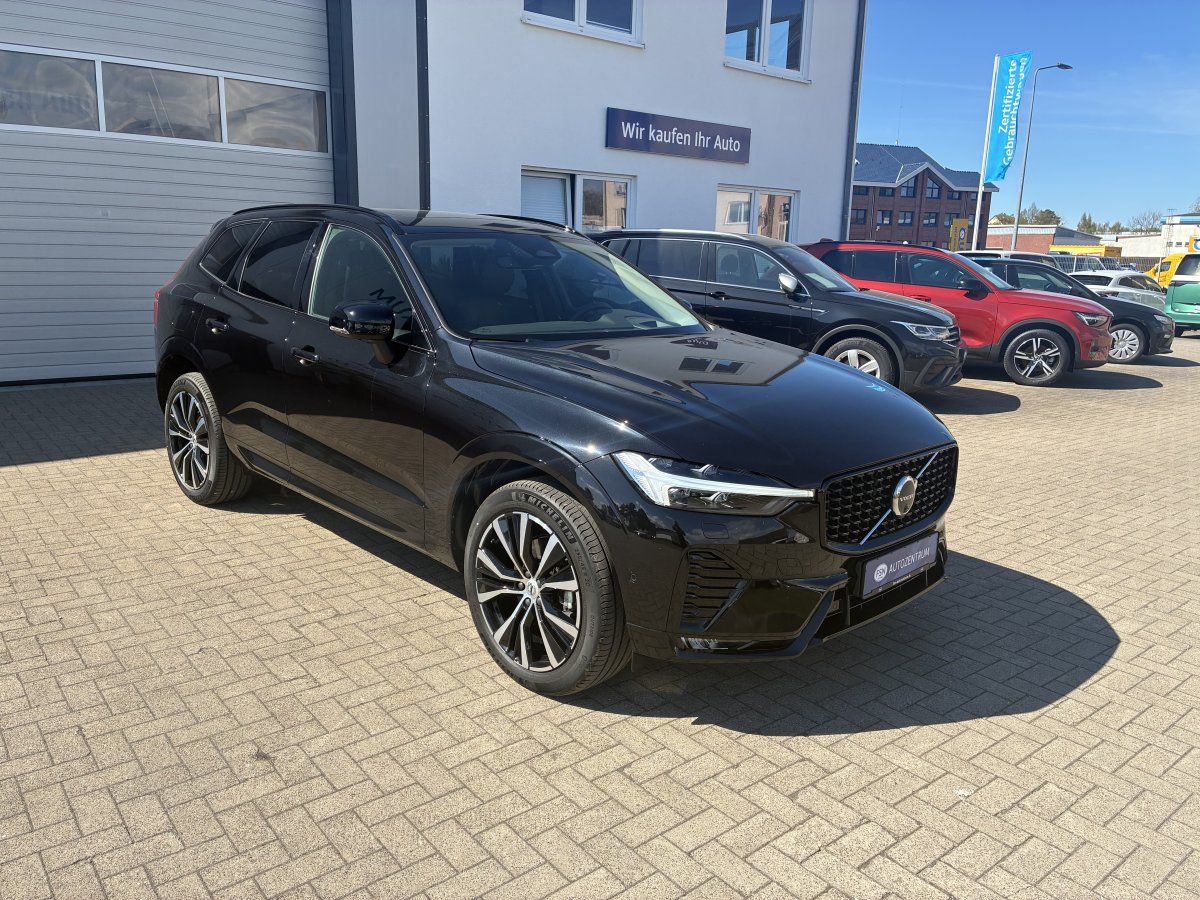 Volvo XC60 B5 Ultra Dark AWD HUD Pano LED imagem 3