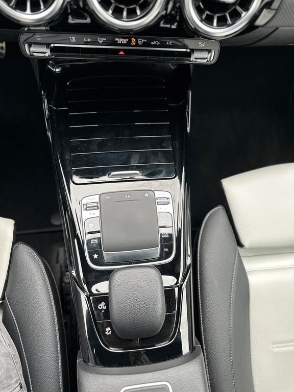 Mercedes-Benz A 35 AMG