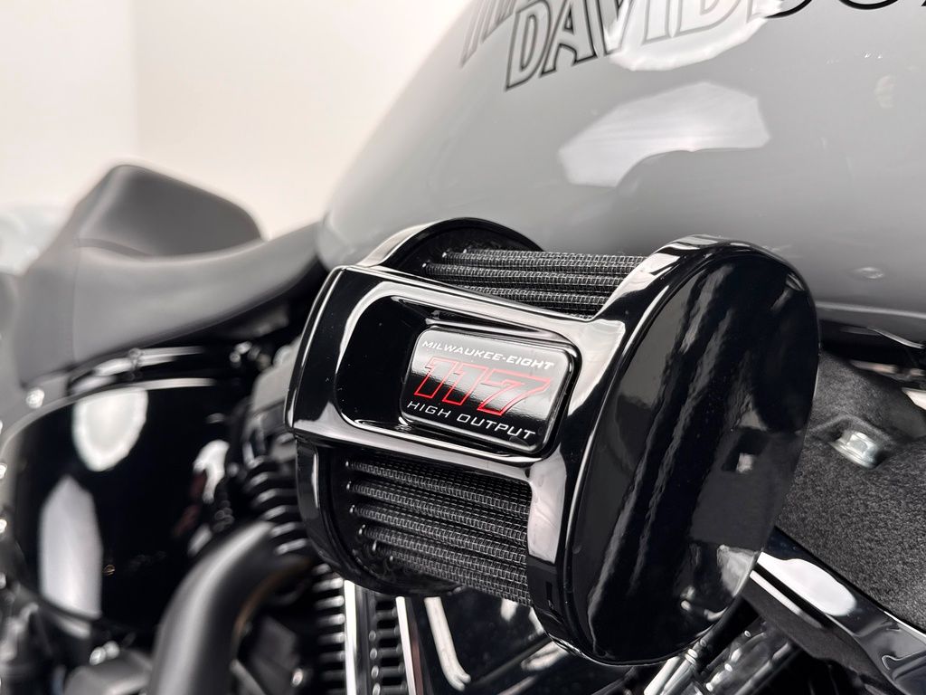 Fahrzeugabbildung Harley-Davidson LOW RIDER S *NEUWERTIGER ZUSTAND