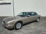 Jaguar XJ Executive 3.2 V8 Aus *1.Hand* - Jaguar XJ in Frankfurt (Main)