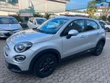 Fiat 500X 1.0 T3 120 CV City Cross - silberne Fiat 500L Cross