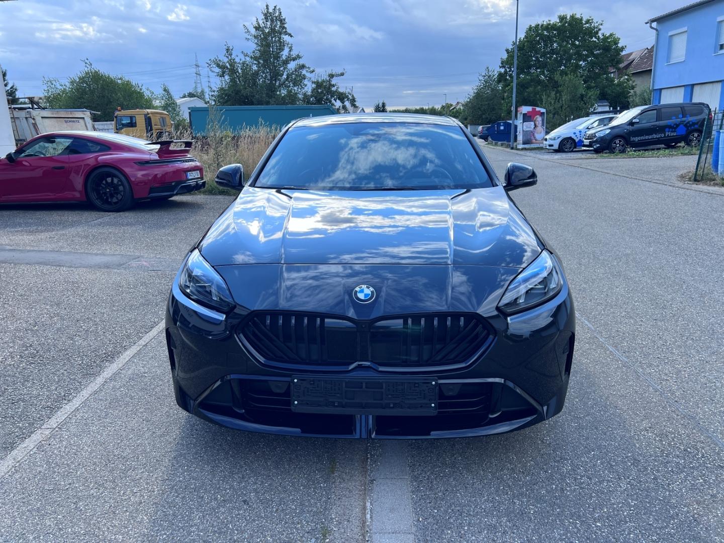 BMW 120 i M-Sport-PRO ACC HUD LED+ 360° KoZG eHECK