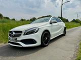 Mercedes-Benz A 200 - weiße Mercedes-Benz 200