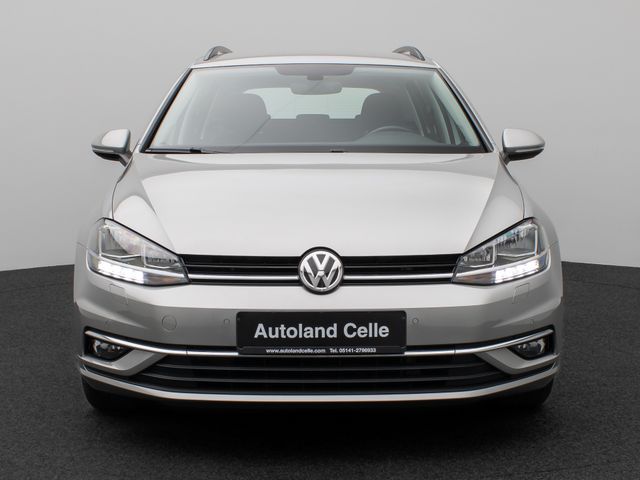 Foto Nummer 2: VW Golf