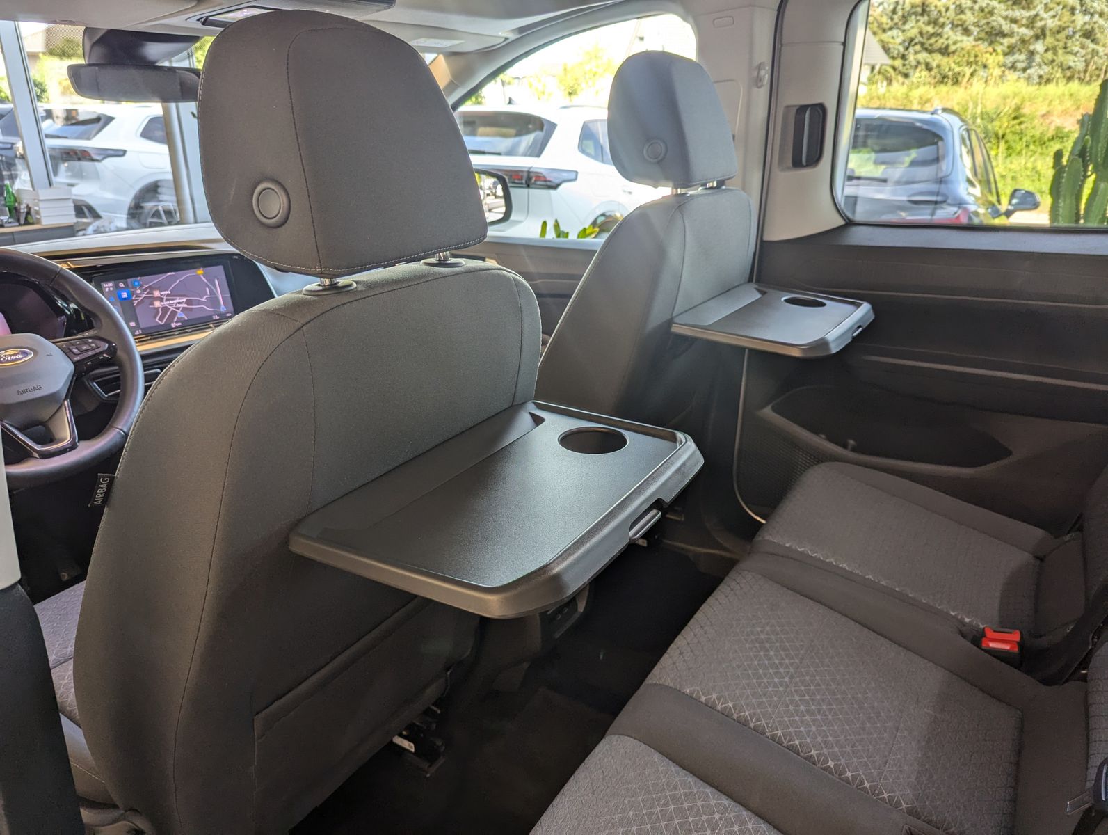 FORD Tourneo Connect L2 Titanium 7-Sitze LED Cam AHK - Image 15