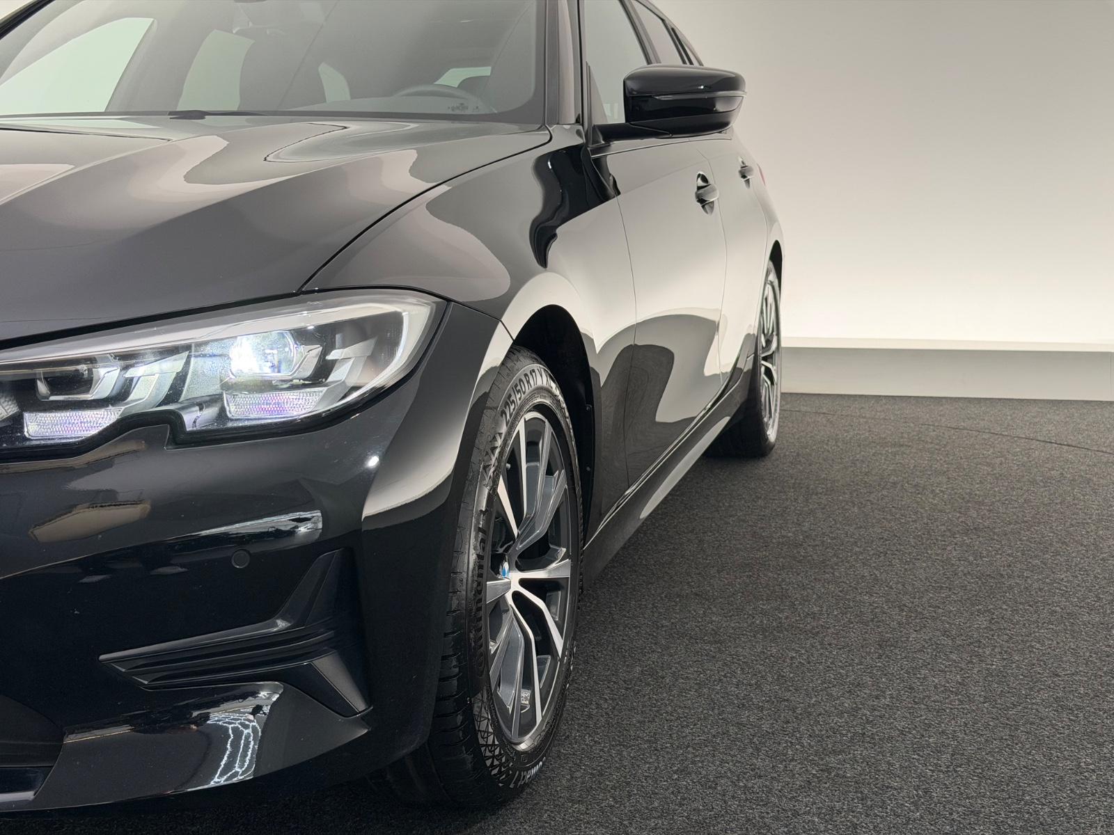 BMW 320 i Touring*ADVANTAGE*LED-STHZ-HiFi-LHZ-PANO, миниатюра 12