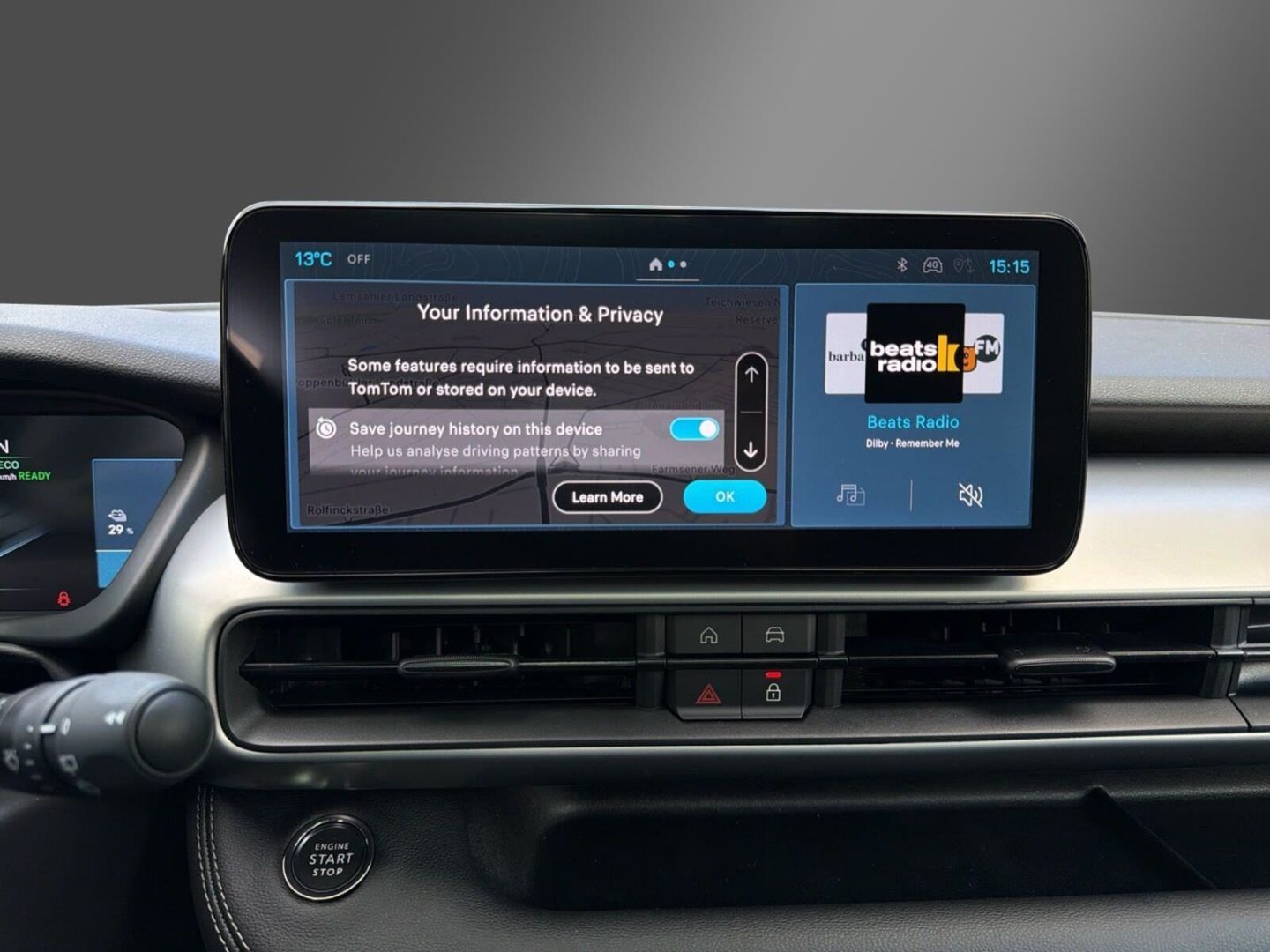 Fahrzeugabbildung Jeep Avenger Summit Elektro Leder Panoramadach MY2027