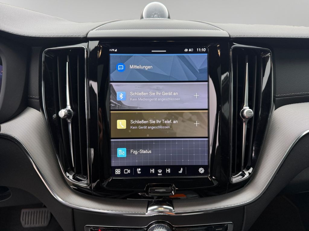 VOLVO XC60 B5 D AWD Ultimate Bright,B&W,AHK.STH Polest VOLVO XC60 B5 D AWD Ultimate Bright,B&W,AHK.STH Polest