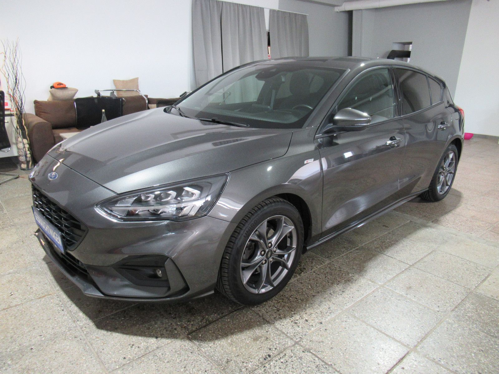 Ford Focus 1,5 EcoBlue ST-Line, LED, PDC, NAV, LRH