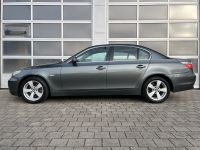BMW 530iX 3.0 1.HD SCHECKH LEDER SHZ NAV PDC EXPORT bei Autohaus Landmann & Maier OHG
