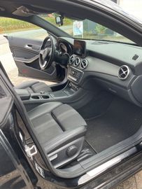 Mercedes CLA Shooting Brake - 12
