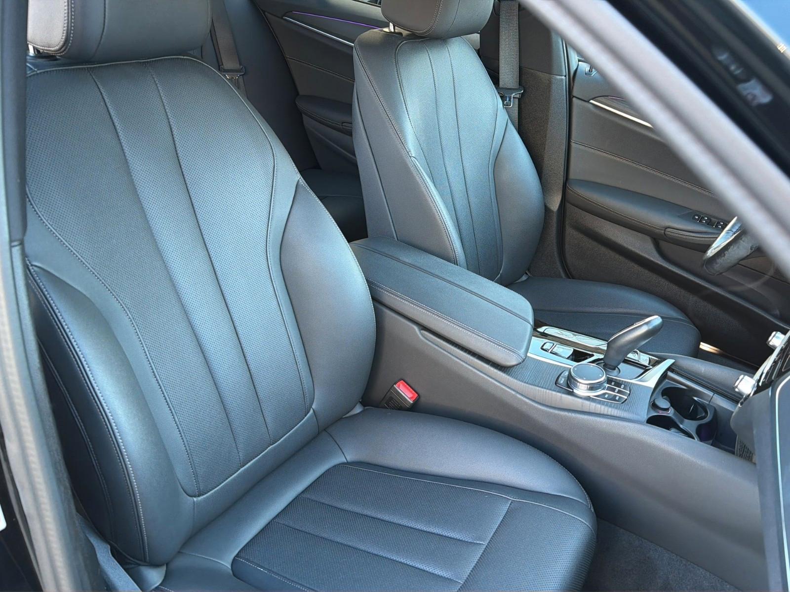 BMW 520D Standheiz. Ambiente Carplay Tempom. RFK SHZ