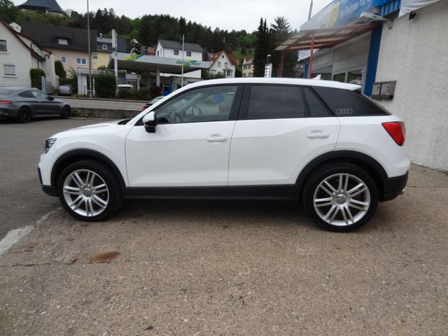 Fahrzeugabbildung Audi Q2/Super-Optik/Navi/Euro6/2.Hd/Alu/PDC/Garantie/