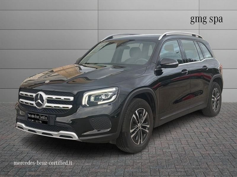 Image of Mercedes-Benz GLB 200