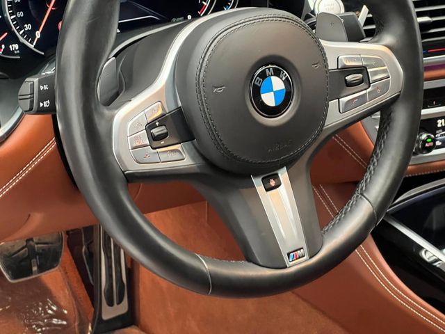 BMW M760Li V12 xDr *Pano-SkyLounge*NightVis.*B&W*TV*