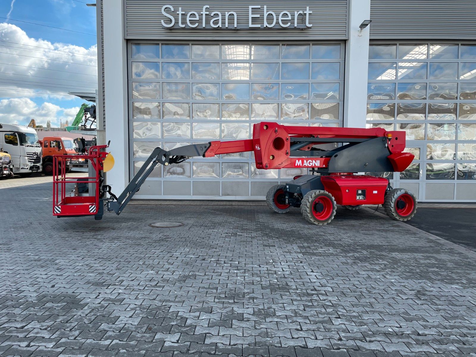 Fahrzeugabbildung Andere Magni EAB20RT 4x4 / 20,2m / nur 6h! / 2024
