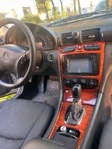 Mercedes-Benz Mercedes 220 cdi 10/2003 Automatik - gebrauchte Mercedes-Benz C 220 aus dem Jahr 2003