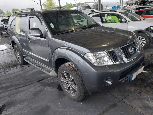 Nissan PATHFINDER II (2) 3.0DCI 230 V