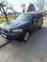 BMW X3 xDrive20d AT - - BMW X3: At