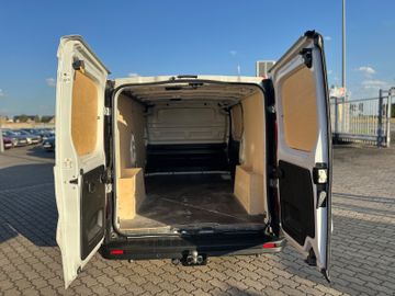 Renault Trafic - 12