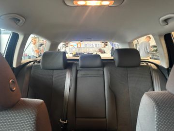 Volkswagen Passat Variant *TEMPO*KLIMA*SZHZ*