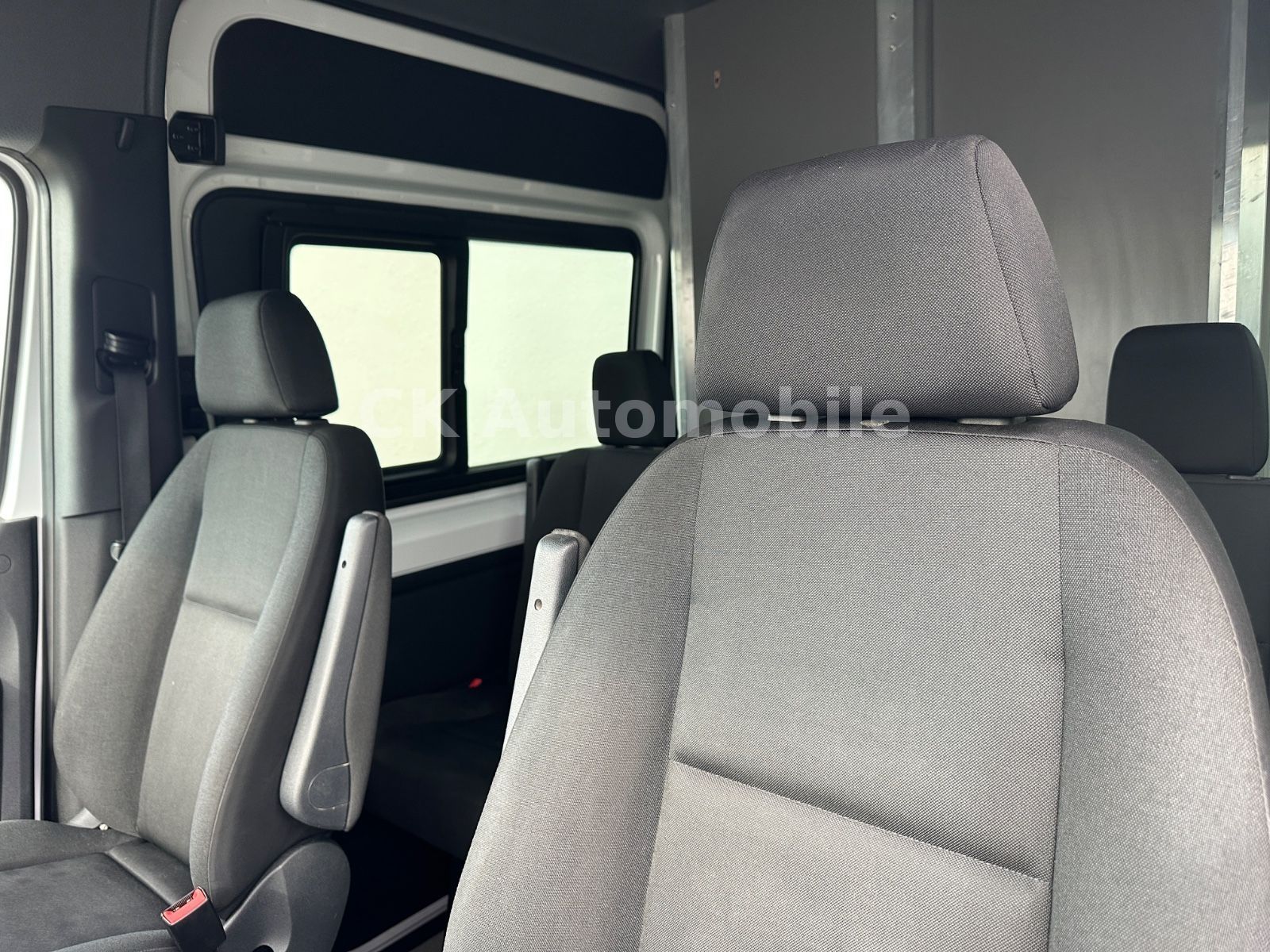 Fahrzeugabbildung Mercedes-Benz Sprinter III Kasten 319 V6 RWD Mixto/Autom./Navi