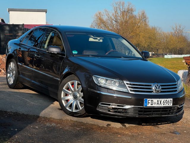 Volkswagen Phaeton 4Motion*239PS*ACC*R-KAM*AHK*LEDER BRAUN*