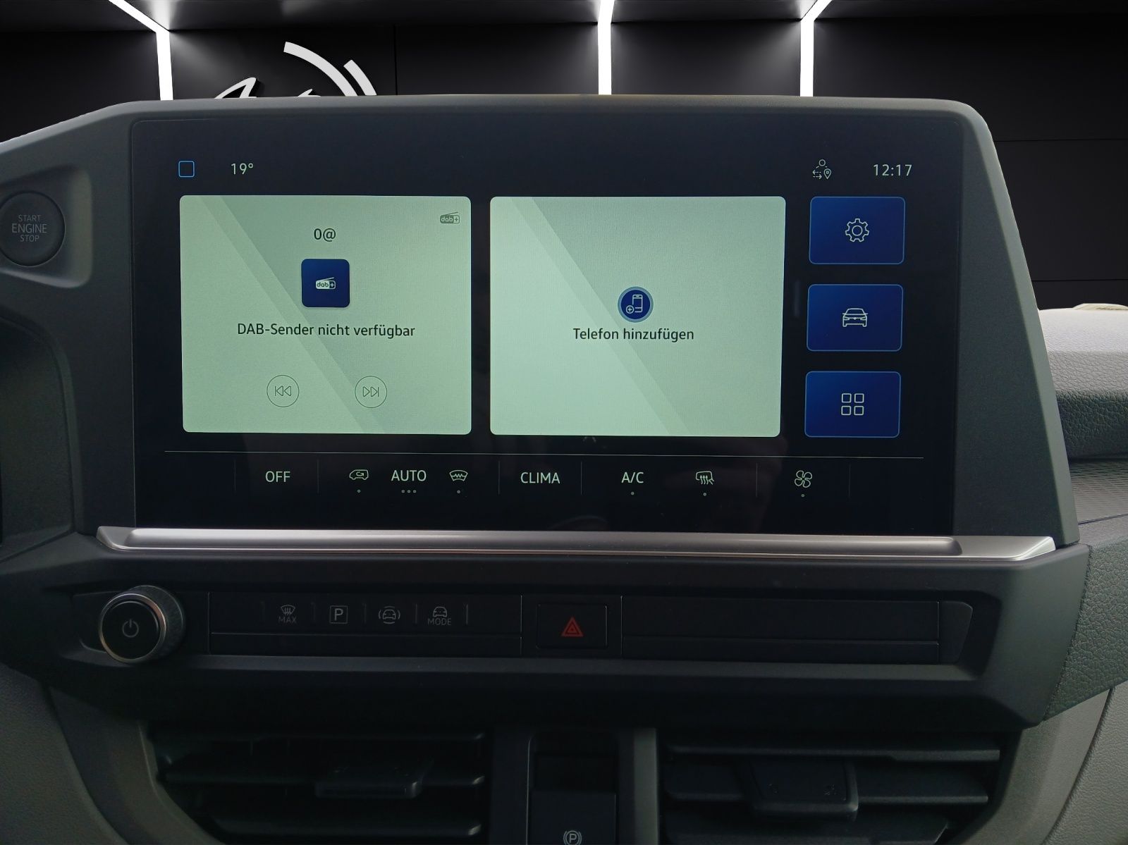 Fahrzeugabbildung Volkswagen T7 e-Transporter Kasten BEV 100 kW LR AHK, REAR