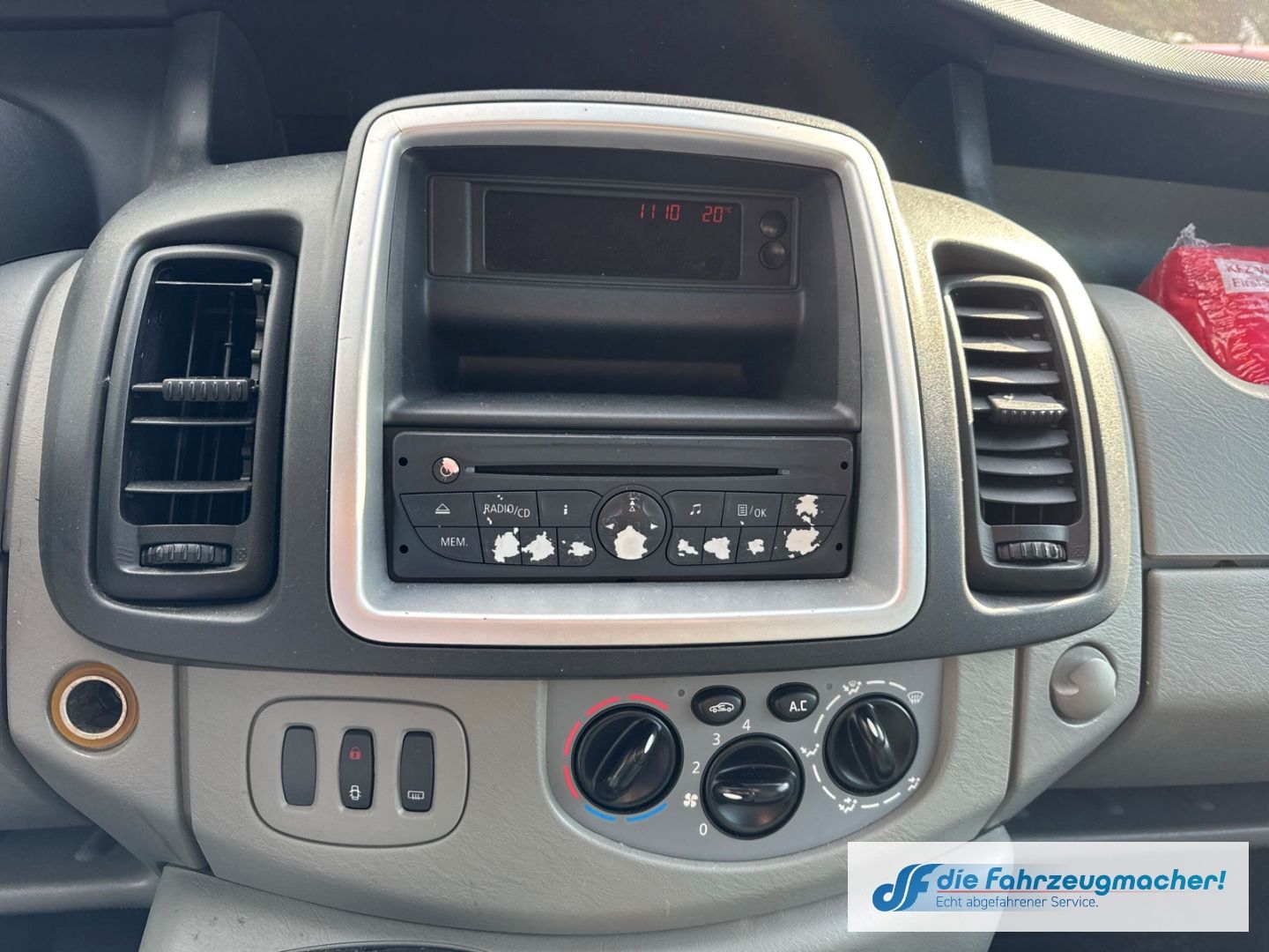 Fahrzeugabbildung Opel Vivaro Kombi L1H1 2,7t Klima *EXPORT