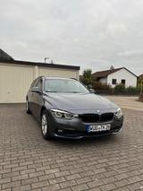 BMW 320i xDrive Touring Advantage Automatic Adva... - BMW 320: Xdrive 320i