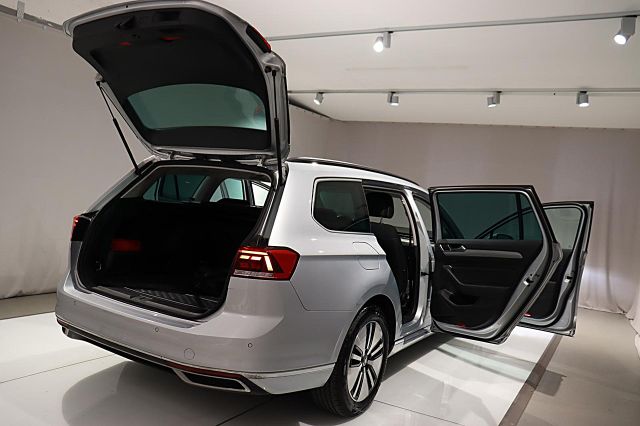 Passat Variant GTE 1.4 TSI DSG ACC TravelAssist 
