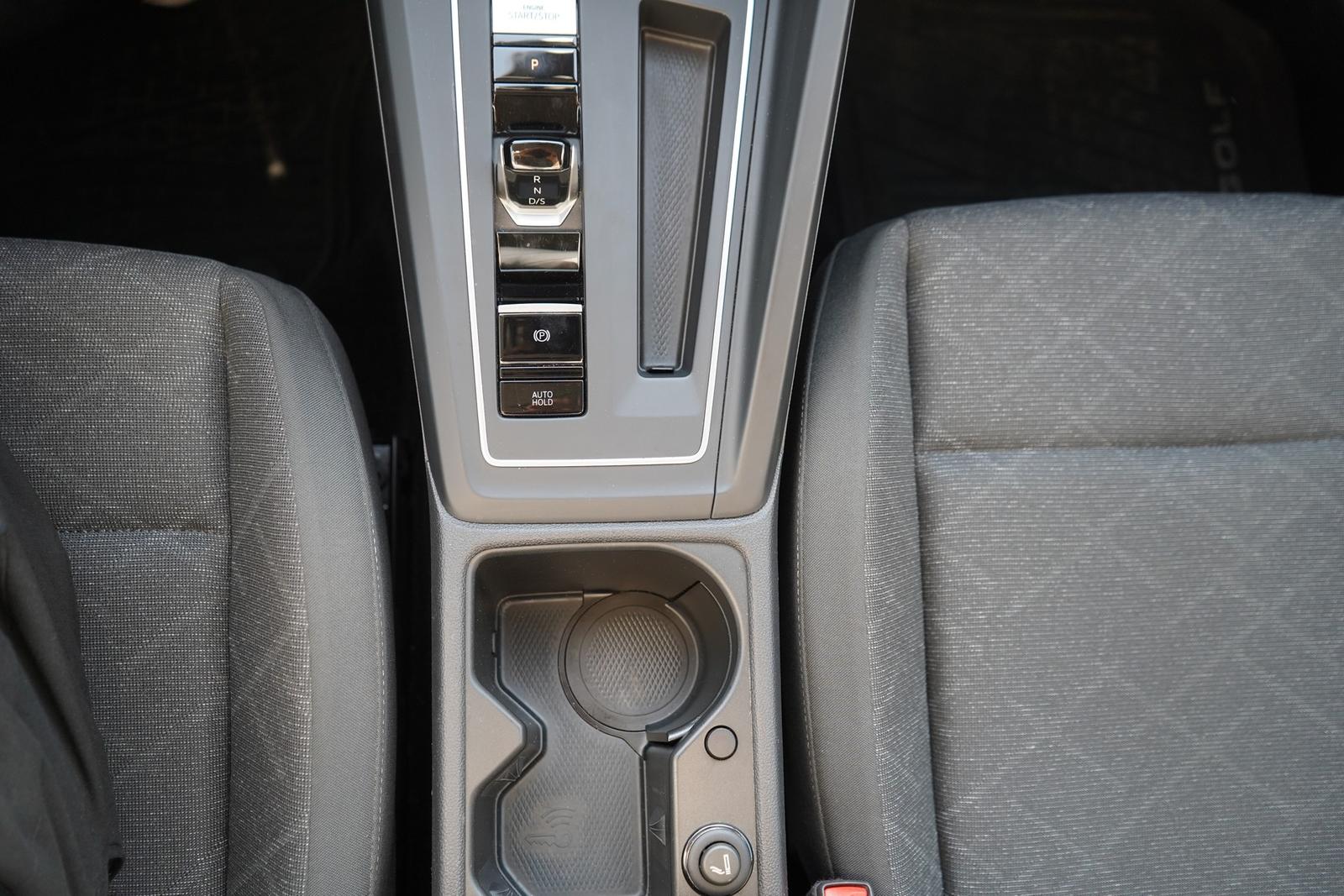 Volkswagen Golf VIII Variant 1.0 eTSI DSG Life LED ACC Navi, миниатюра 16
