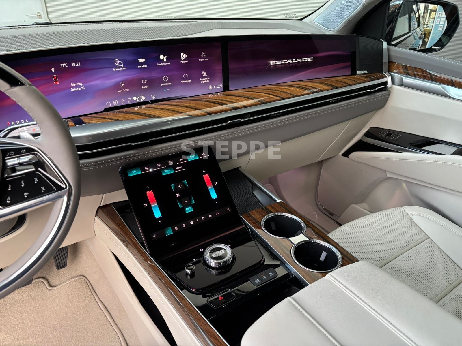 Cadillac Escalade  MY26 6.2 V8 ESV  Platinum Luxury 24"