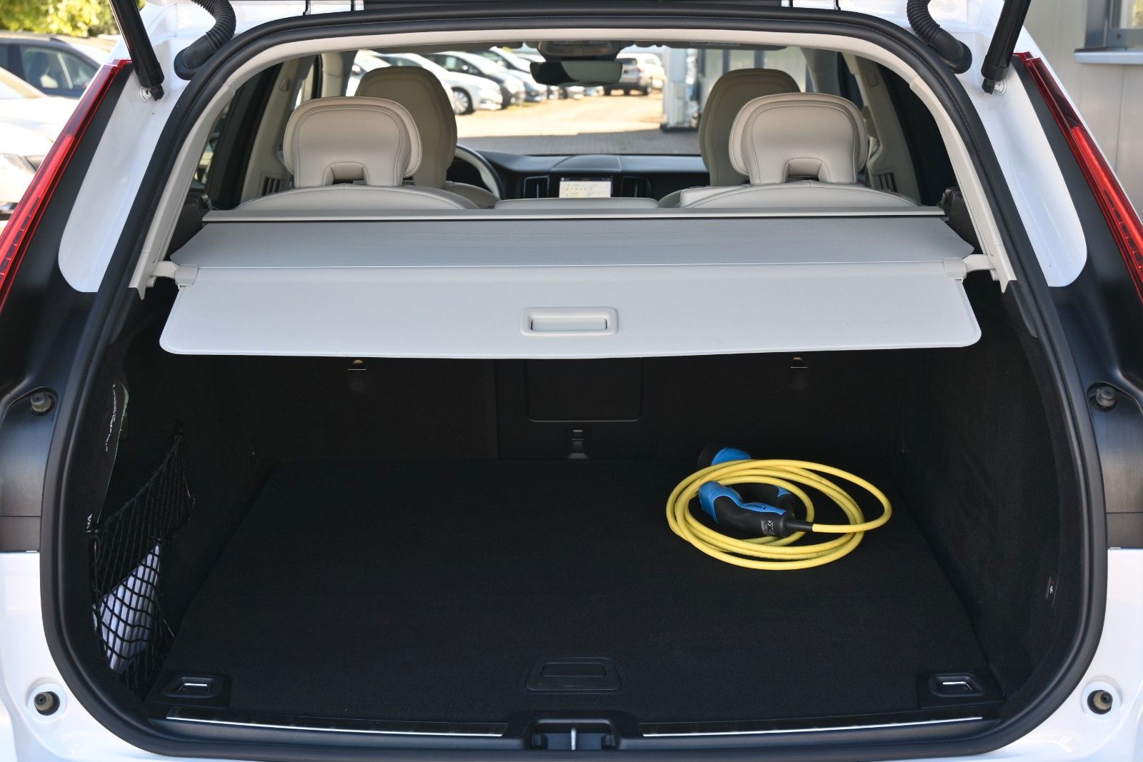 Fahrzeugabbildung Volvo XC60 T8 AWD Inscription Recharge Plug-In Hybrid