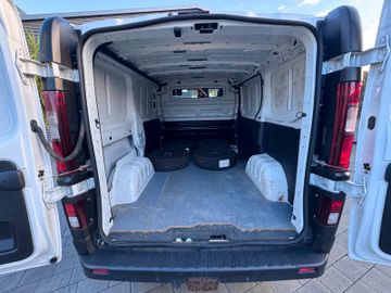 Renault Trafic - 9
