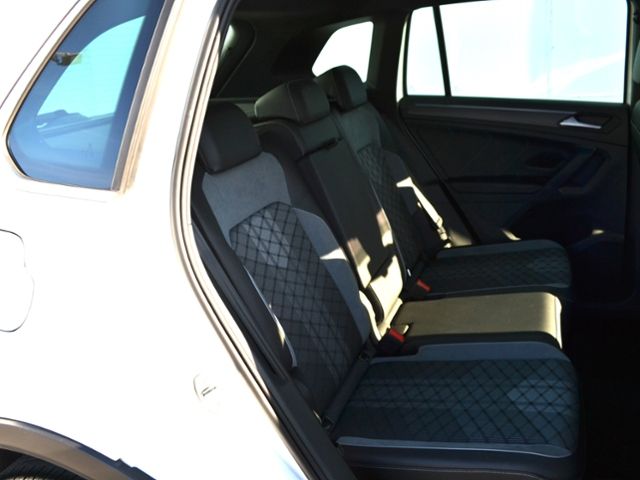 Tiguan 2.0 TDI DSG R-Line AHK/MATRIX/19-ZOLL/NAV