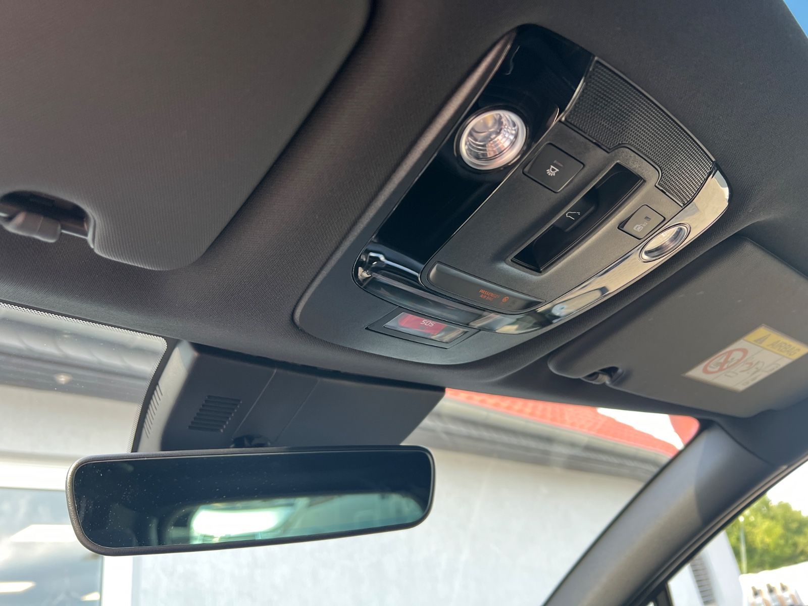 Fahrzeugabbildung Kia SPORTAGE 1.6T PHEV GTL SD GD DRIVE SOUND