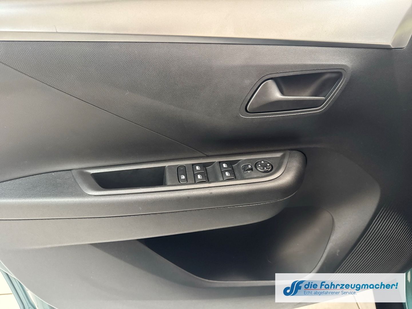 Fahrzeugabbildung Opel Frontera Electric Edition 83 kW Navi Digitales C