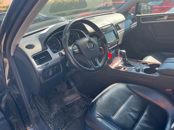 Volkswagen Touareg - 10