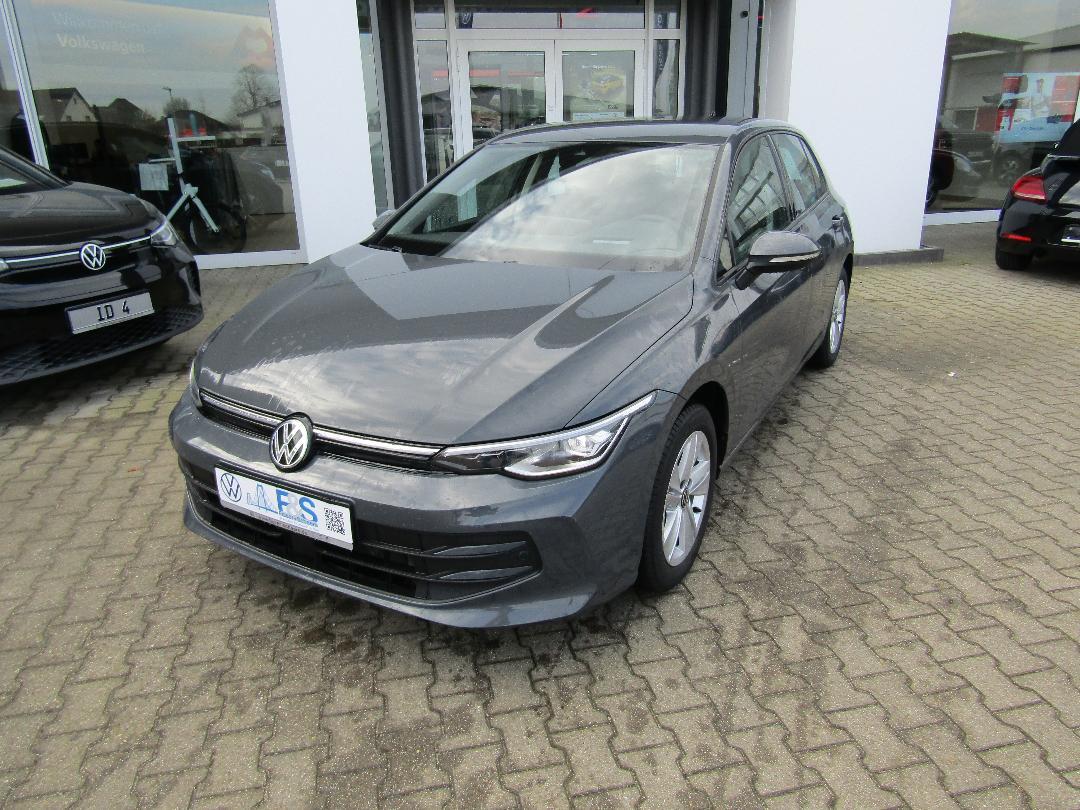 Volkswagen Golf Life 1.5 eTSI DSG AHK LED NAVI GJ-REIFEN AC
