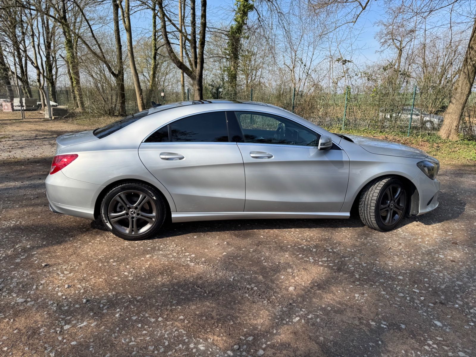 Mercedes-Benz CLA 180 Urban mit erst 43382 km !!! foto 6