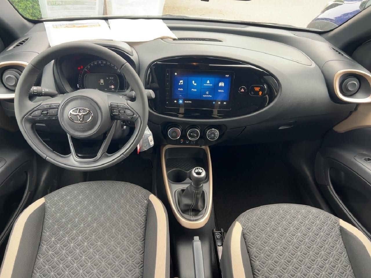 Fahrzeugabbildung Toyota Aygo X Teamplayer M/T