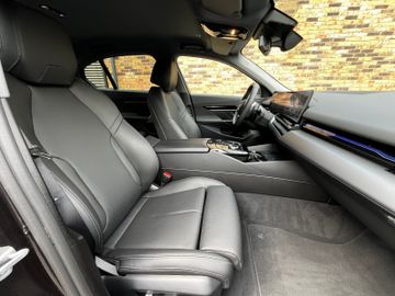 BMW 520 - 12