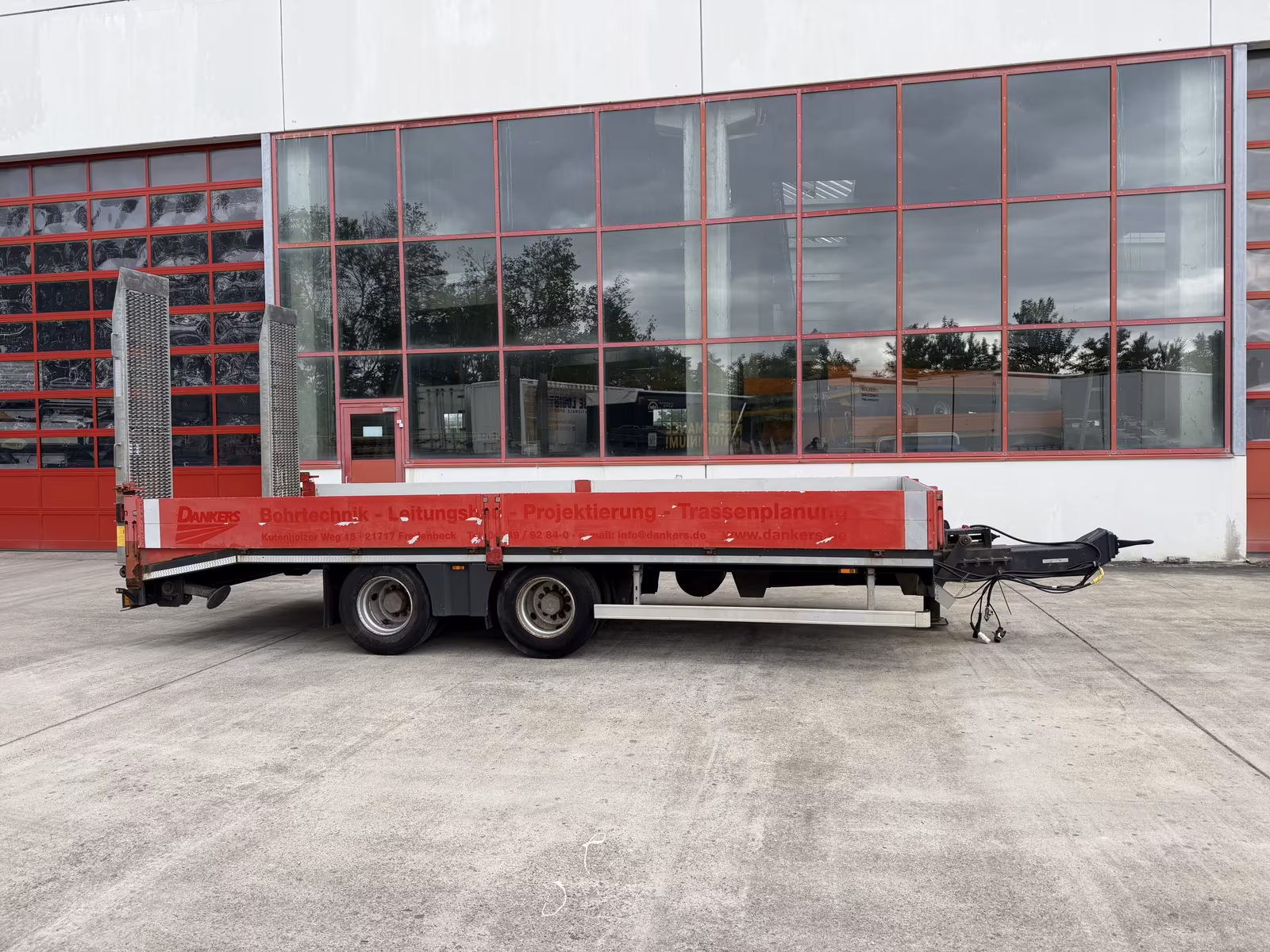 Andere  19 t Tandemtieflader