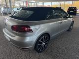 Volkswagen Golf 6 Cabrio 2.0 TDI | Navi | Bi-Xenon | AHK - mit Diesel-Antrieb: Cabrio, Schaltgetriebe