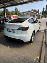 Tesla Model Y Long Range Dual Motor AWD (TÜV neu) - Tesla Model Y in Duisburg