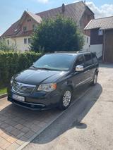 Lancia Voyager 2.8 MultiJet 16v Platinum Automatik ... - Lancia Voyager: Privatanbieter