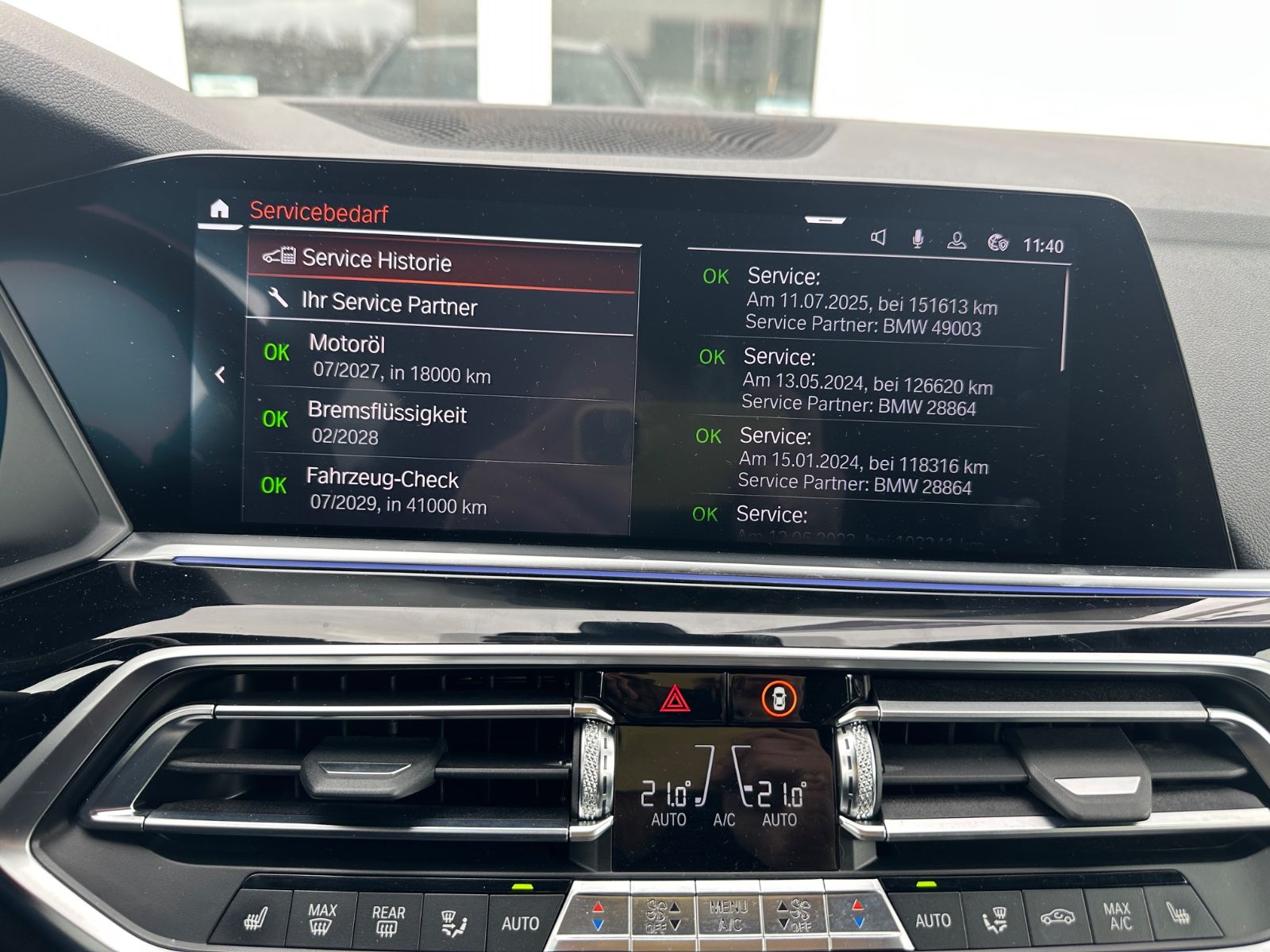 Fahrzeugabbildung BMW X5 xDrive 30d MSport/22Zoll/HeadUp/Pano/360°/AHK
